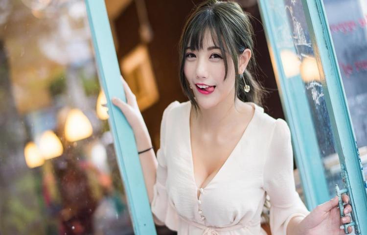 青青草app核心功能展示